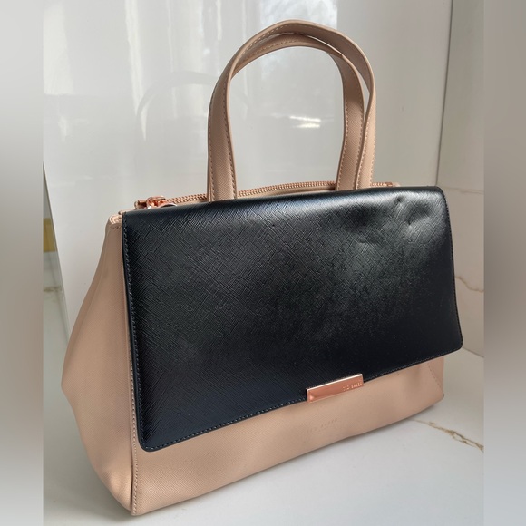 Ted Baker Handbags - Ted Baker Dadelph Zipped Top Tote Bag